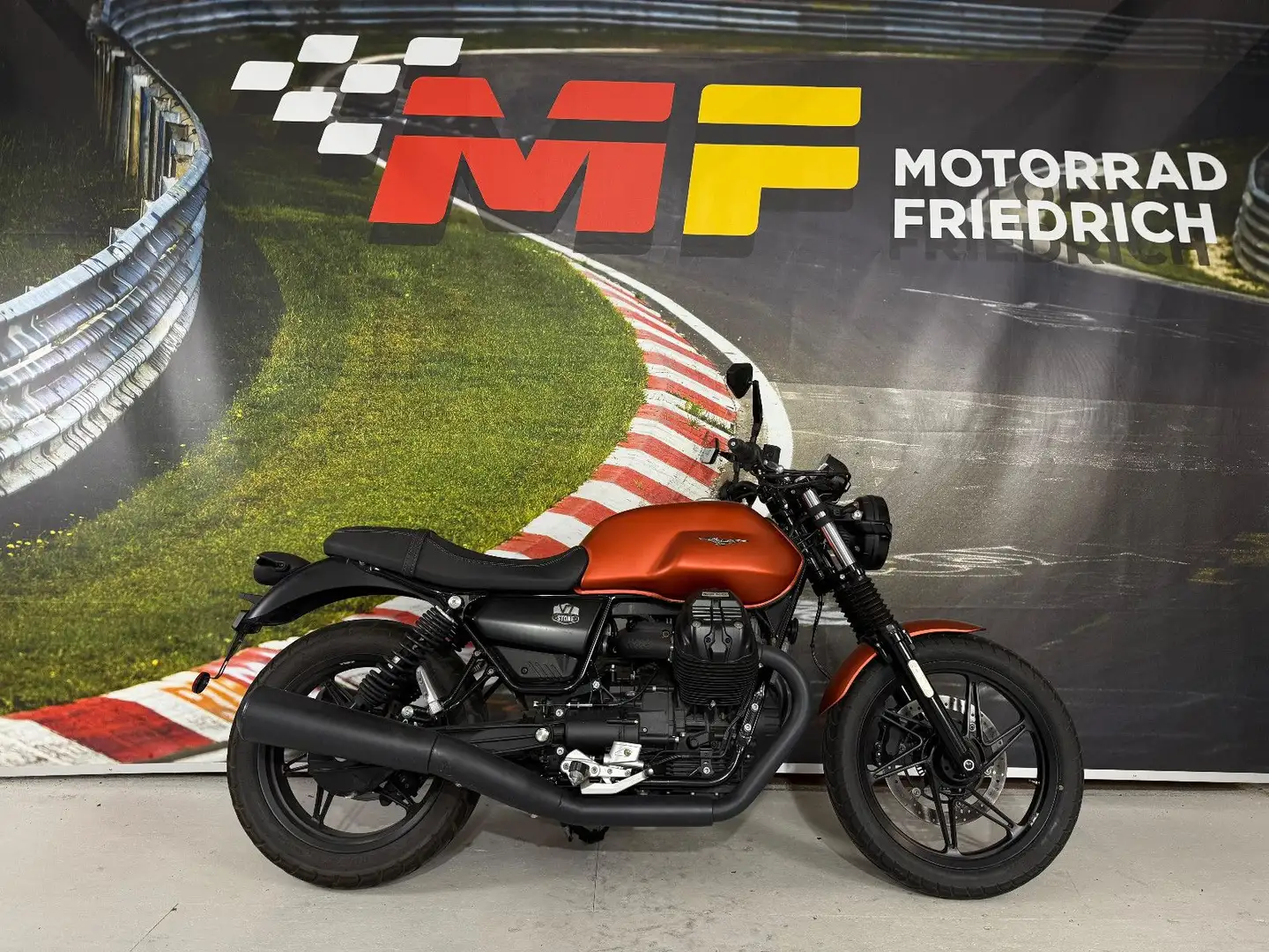 Moto Guzzi V 7 Stone [WIE NEU | PERFEKTES BIKE] Золотий - 1