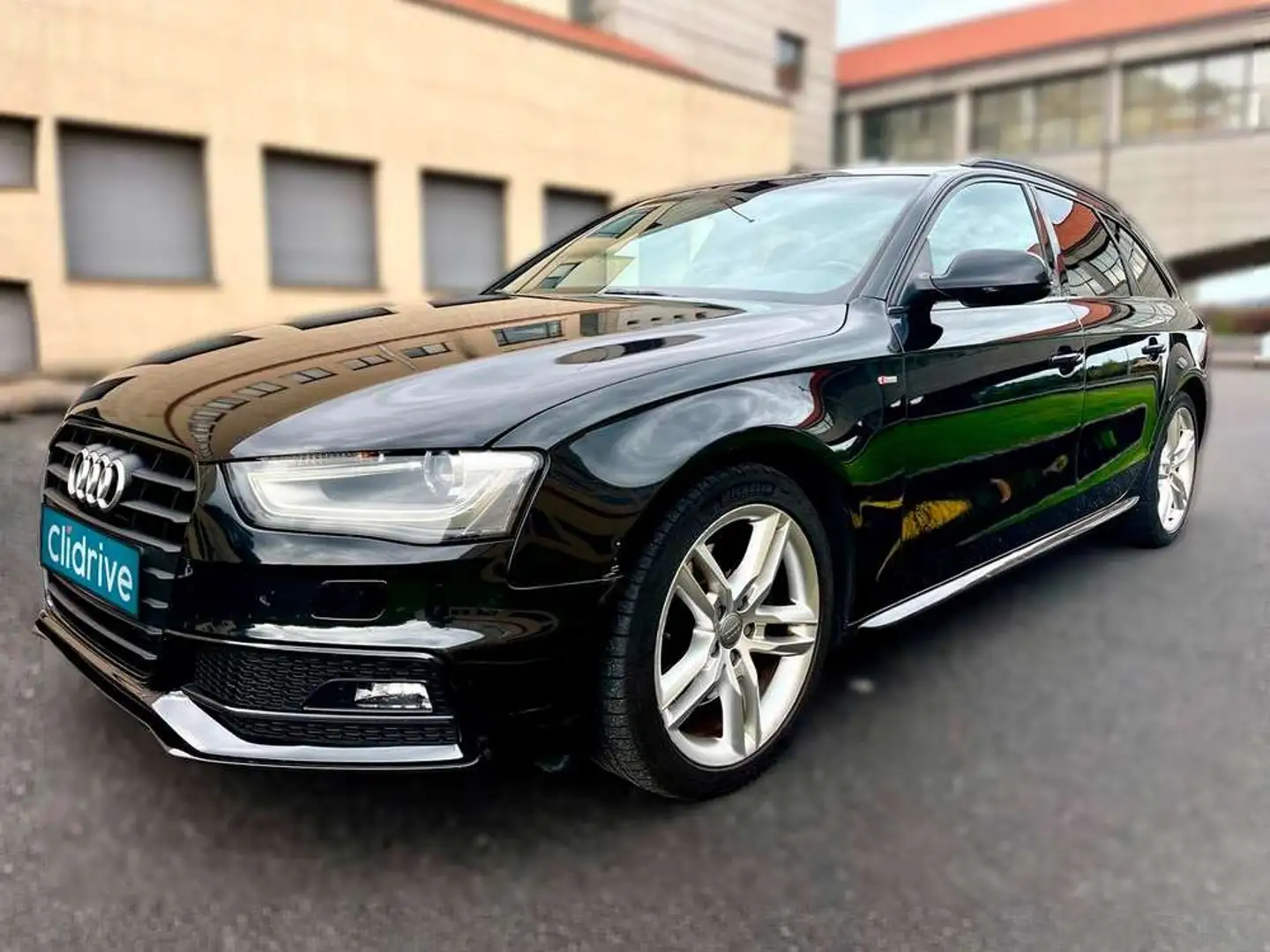 Audi A4 Avant 3.0TDI DPF S line edition Mult. 204 Negro - 2