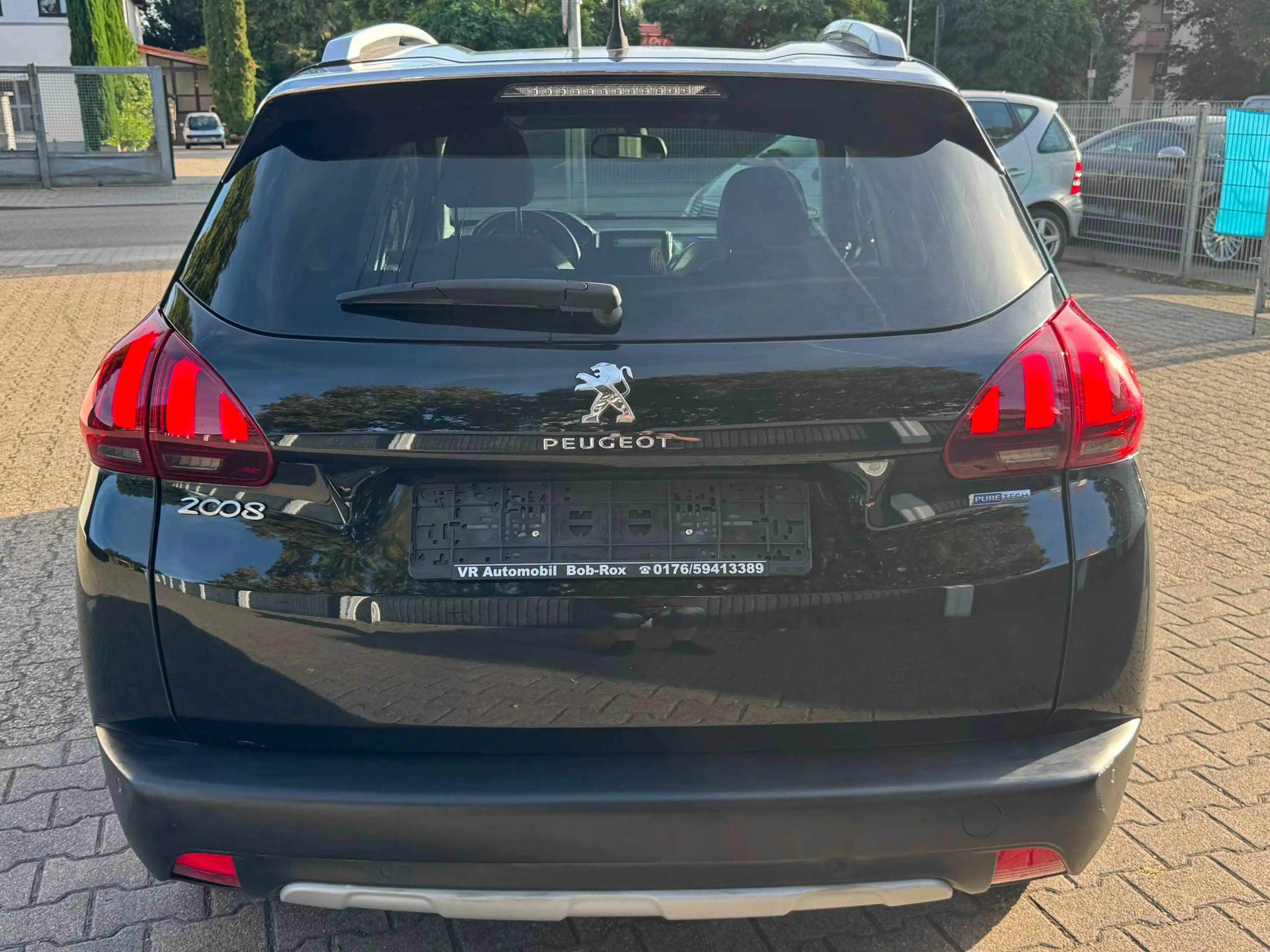 Peugeot 2008 Allure — photo 6