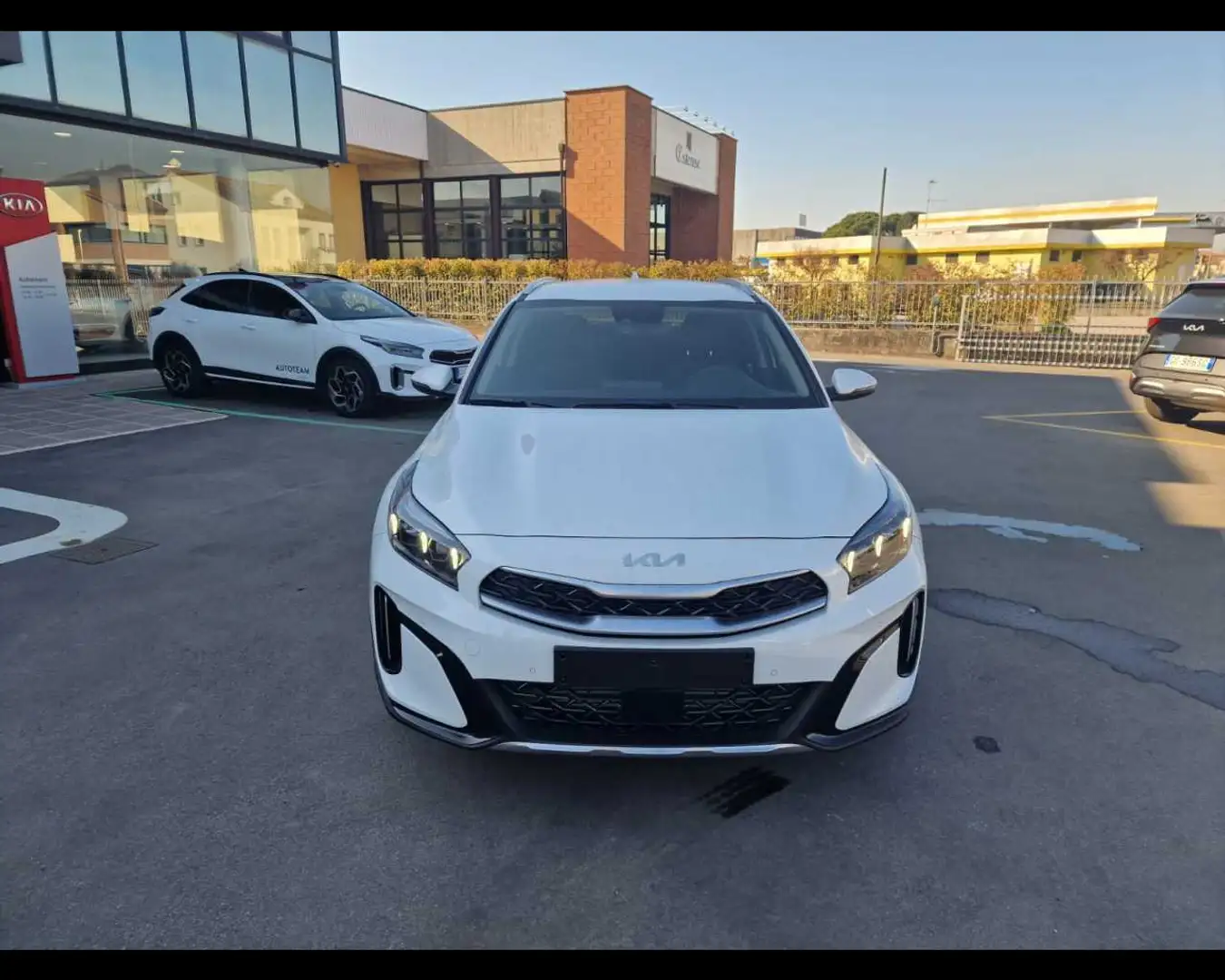 Kia XCeed 1.6 crdi mhev Style 136cv dct Bianco - 2