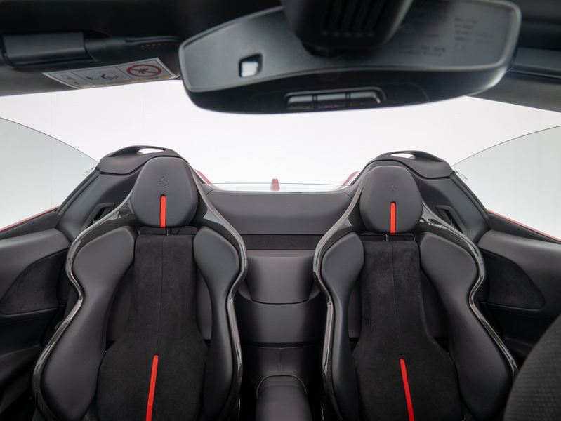 Ferrari SF90 Spider — photo 10