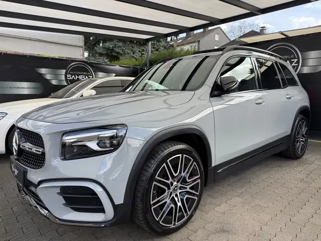Mercedes-Benz GLB 250 4Matic *AMG*7-SITZ*PANO*DIST*360°*AUGM