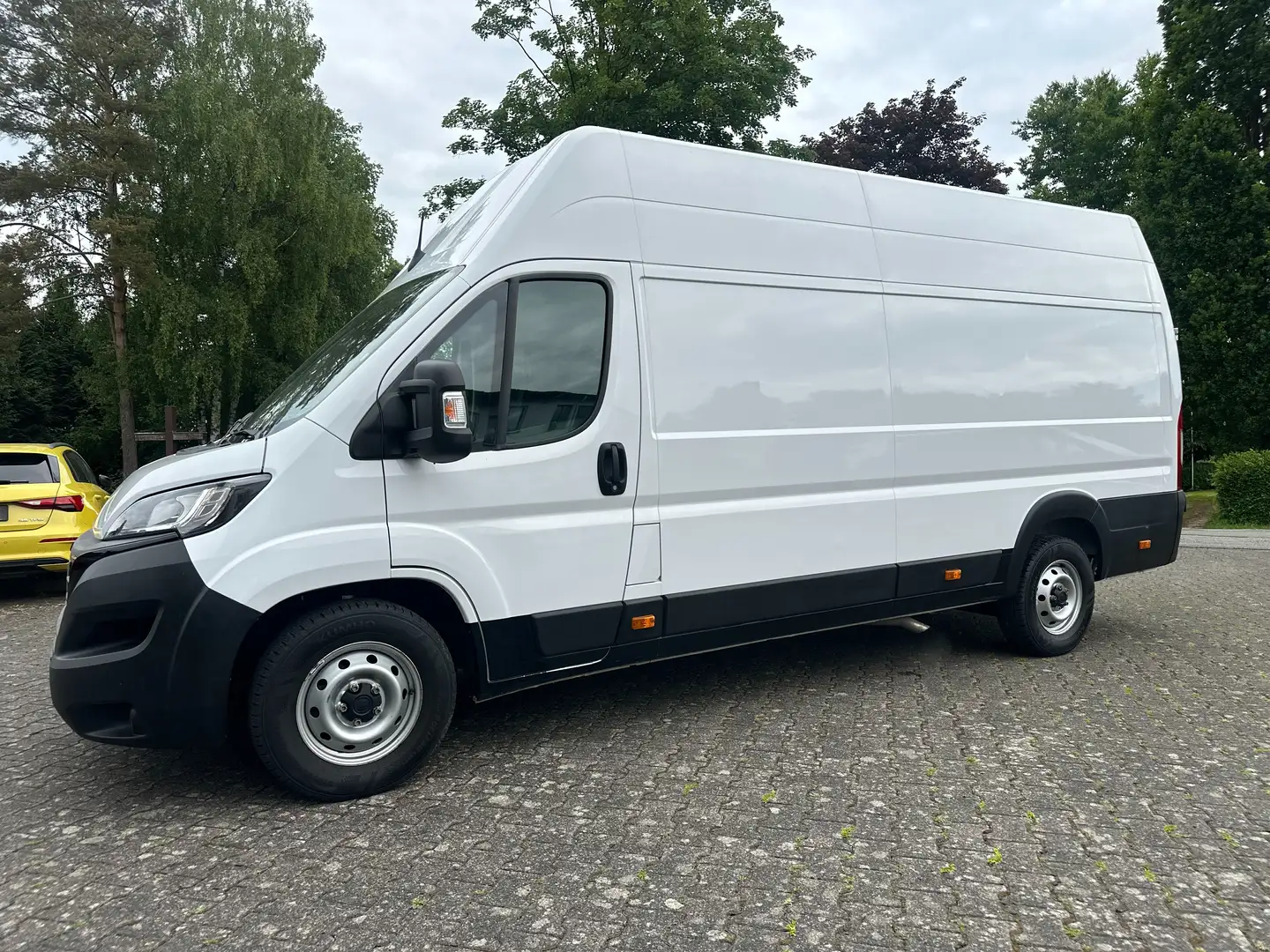 Fiat Ducato 160 L5H3 RS: 4035 mm White - 1