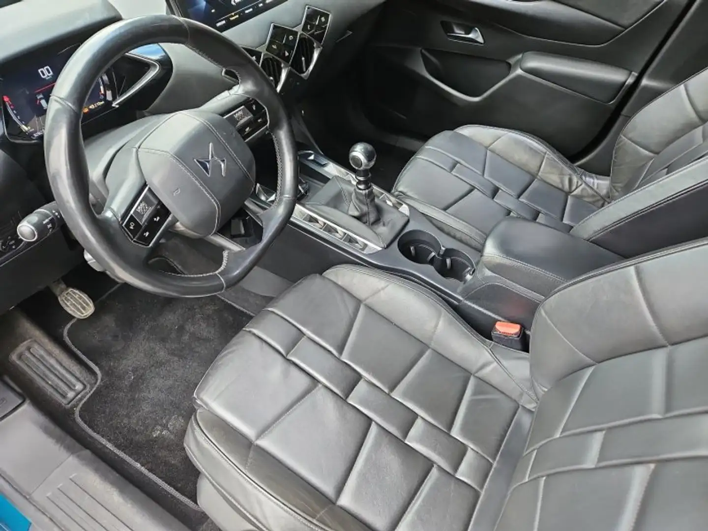 DS Automobiles DS 3 CROSSBACK BLUEHDI SO CHIC Blu/Azzurro - 2