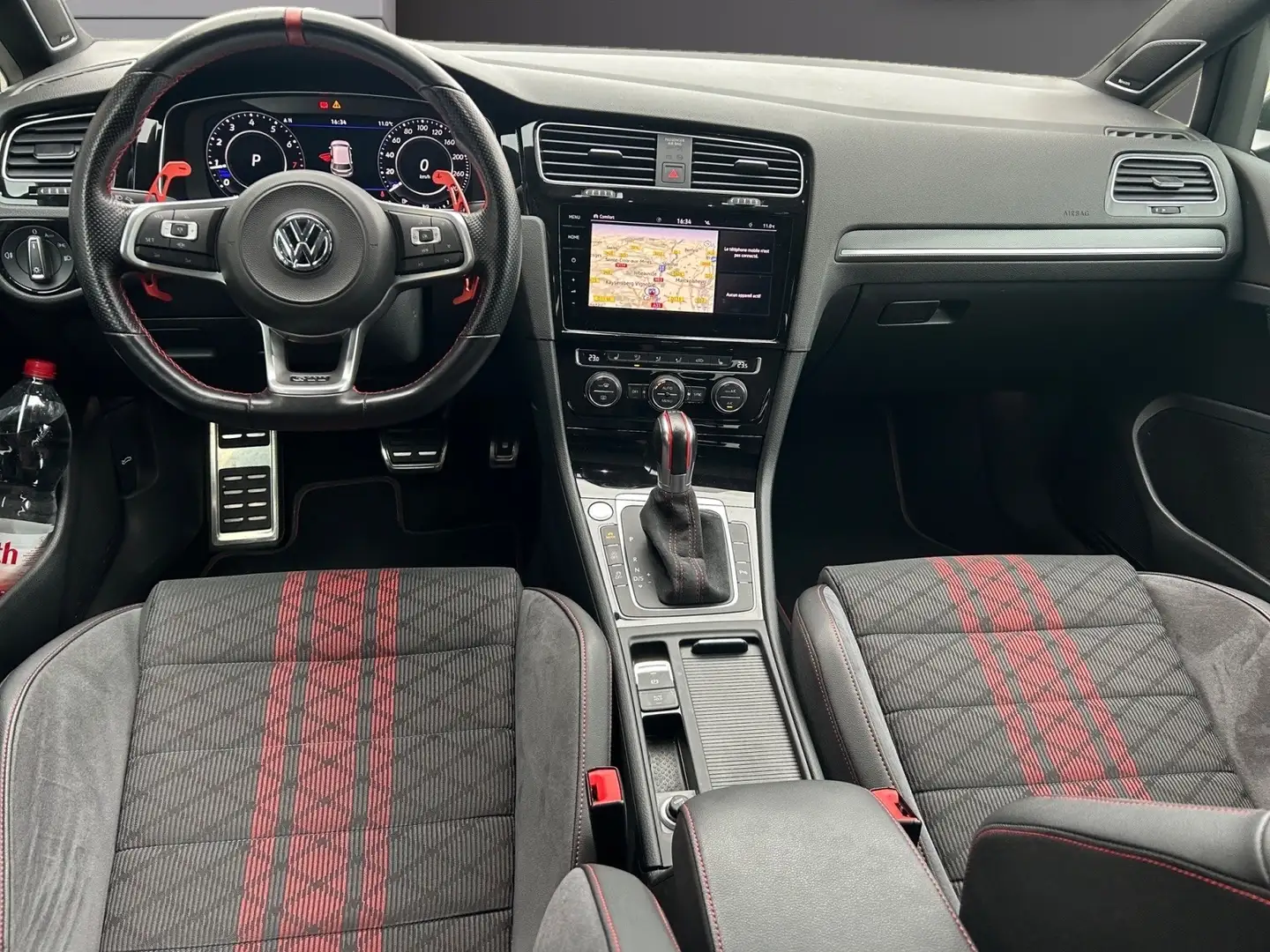 Volkswagen Golf GTI TCR Schwarz - 2