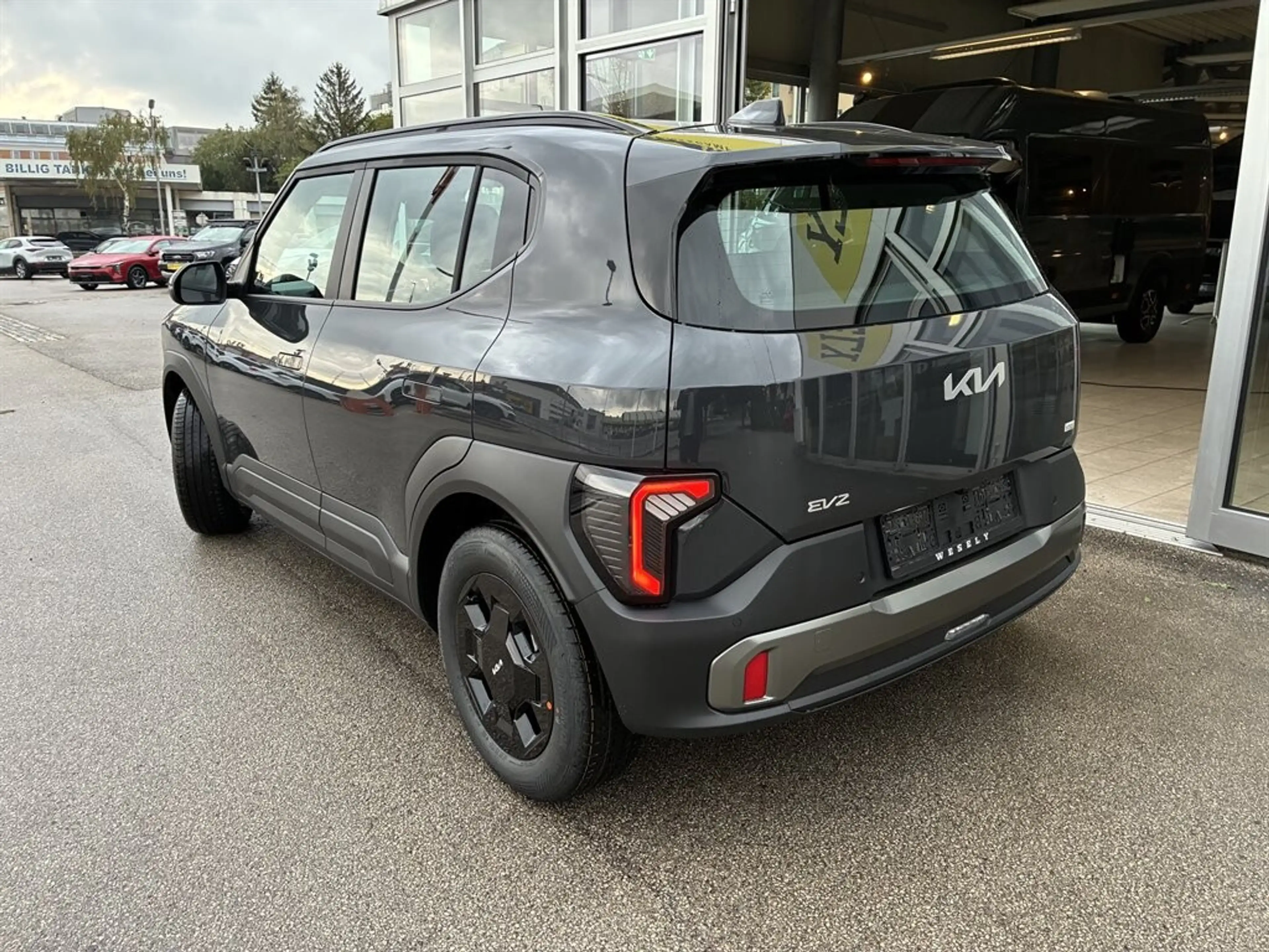 Kia EV2 AIR 61.0 KWH 4S — photo 2