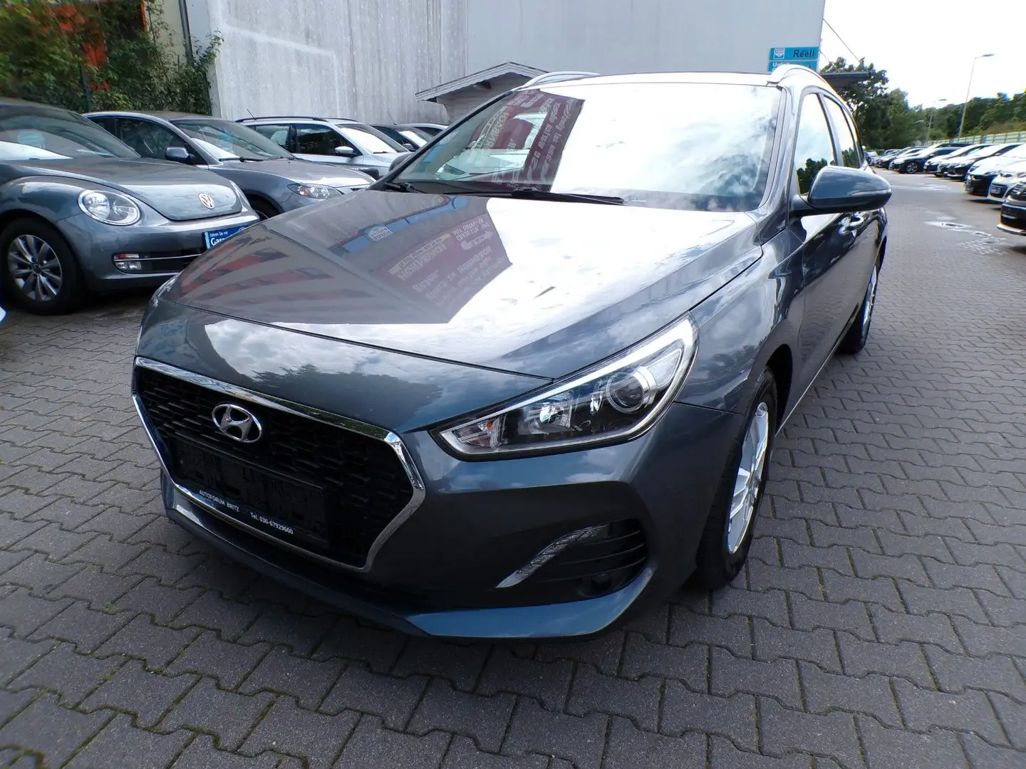Hyundai i30 1.4 T-GDI  DCT, AUTOMATIK, 1-HAND Grau - 1
