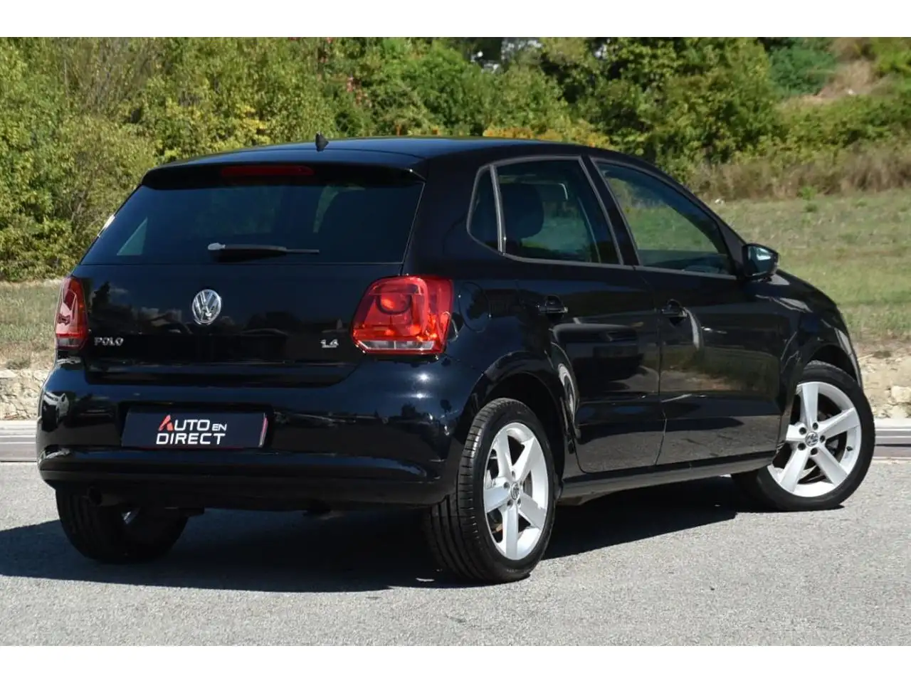 Volkswagen Polo Citadine 5 portes — photo 2