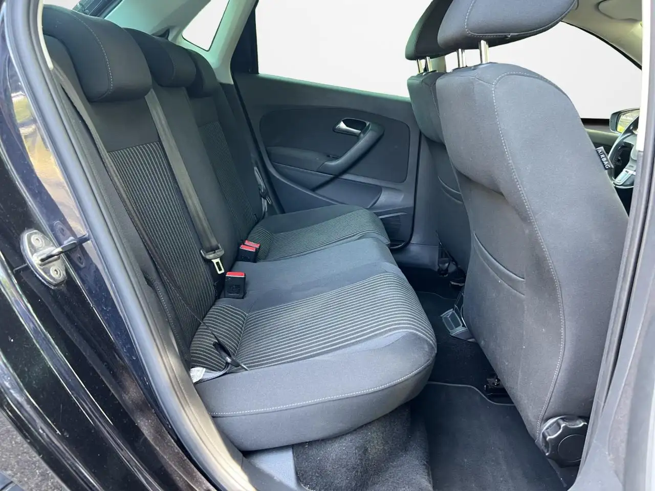 Volkswagen Polo Citadine 5 portes — photo 15
