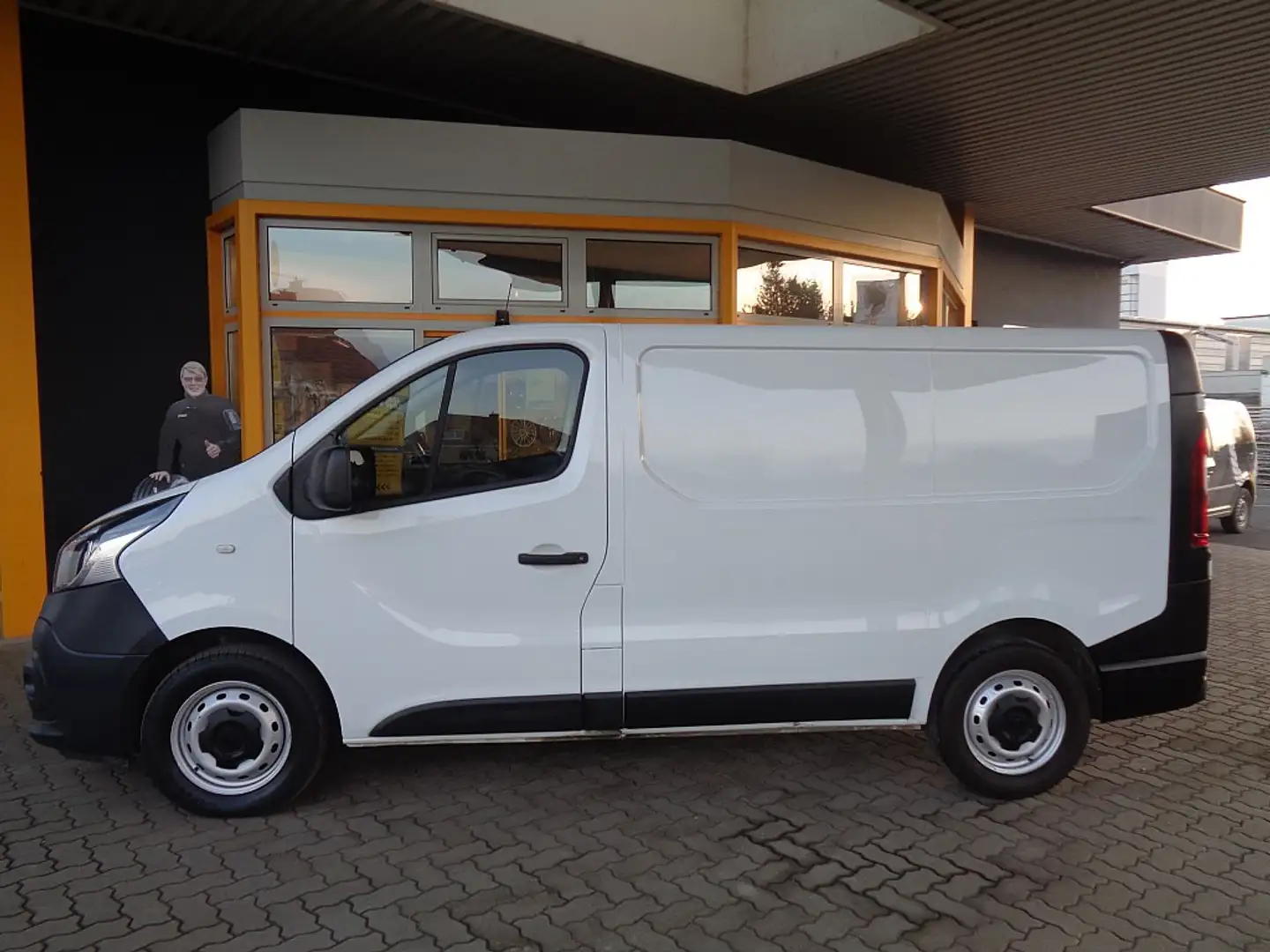 Renault Trafic Trafic Access L1H1 2,8t dCi 120 Blanc - 2