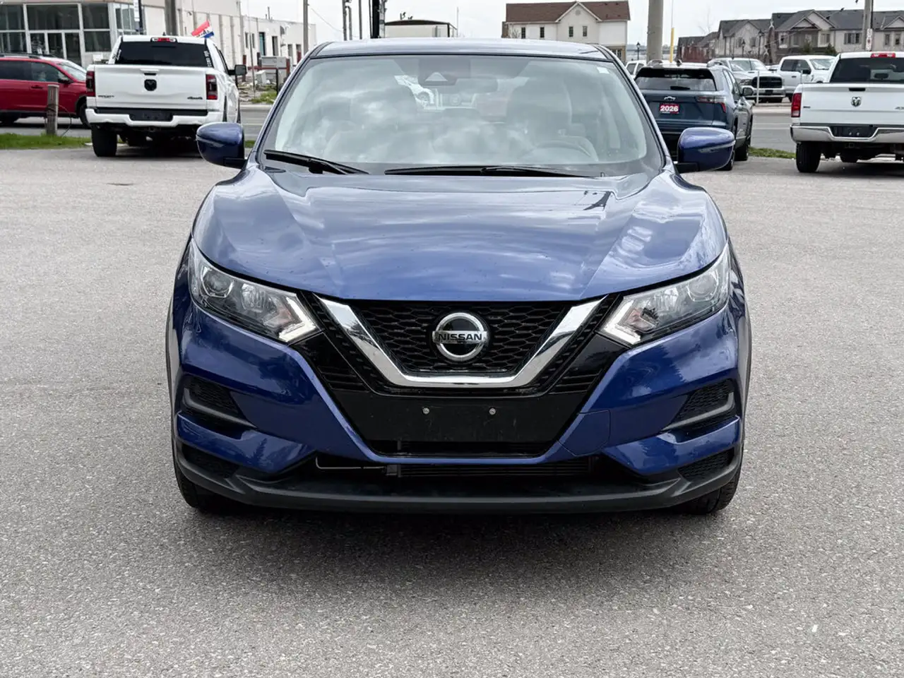 Nissan Qashqai снимка Nissan Qashqai