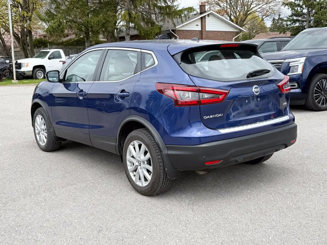 Nissan Qashqai снимка Nissan Qashqai