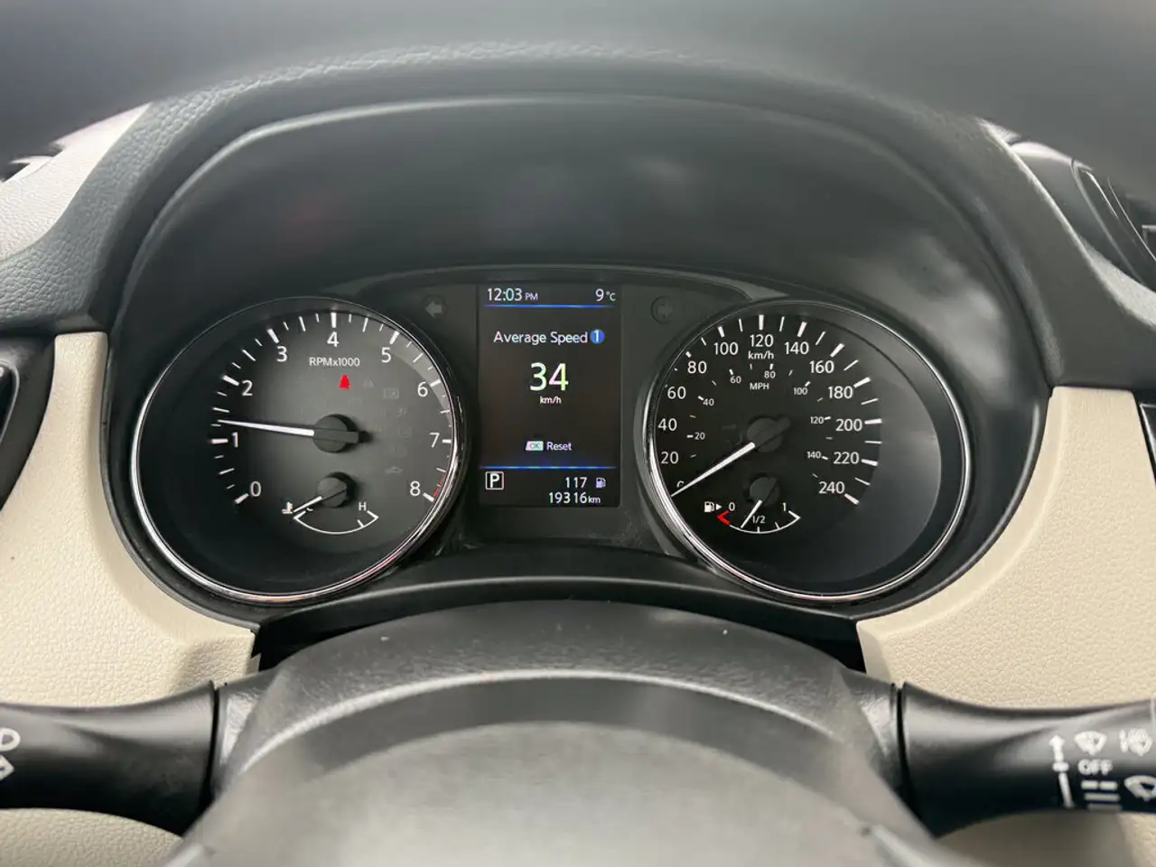 Nissan Qashqai снимка Nissan Qashqai
