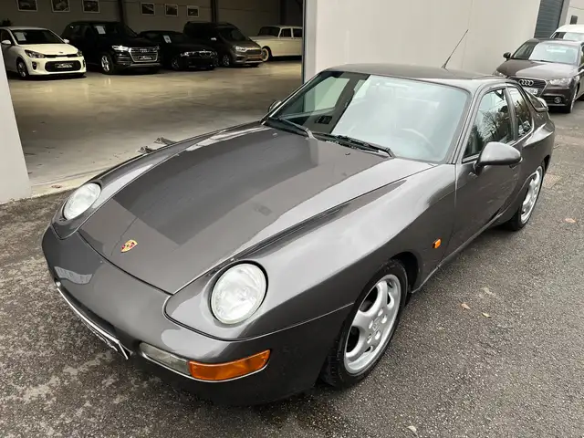 Porsche 968 Coupé-Boite Auto-Toit ouvrant