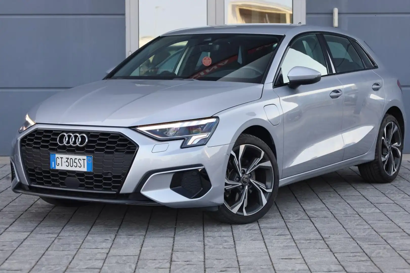 Audi A3 SPB 40 TFSI e S tronic Advanced Plug-in Argento - 2