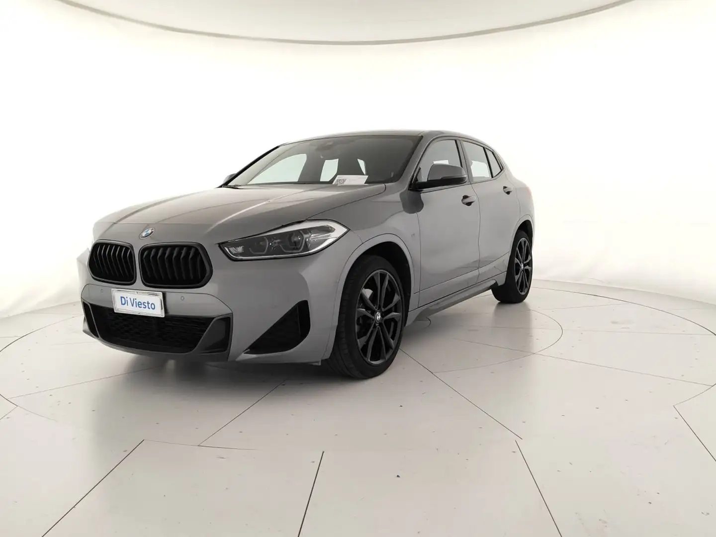 BMW X2 18d scr sdrive msport steptronic Grijs - 1
