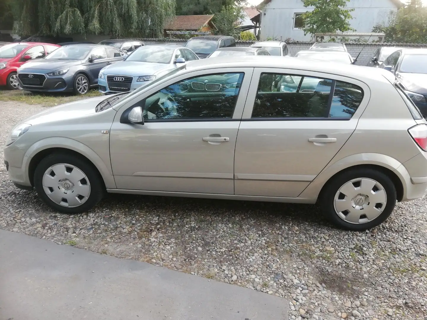 Opel Astra H Lim. Edition Gold - 2