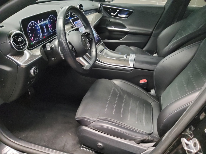 Mercedes-Benz C 200 T d AMG-Line T-Leder Navi LED StHzg Shz — photo 9
