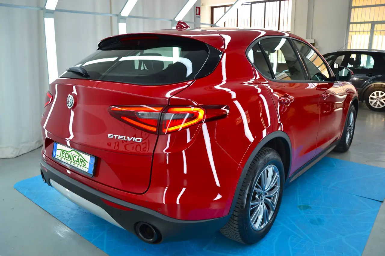 Alfa Romeo Stelvio 2022