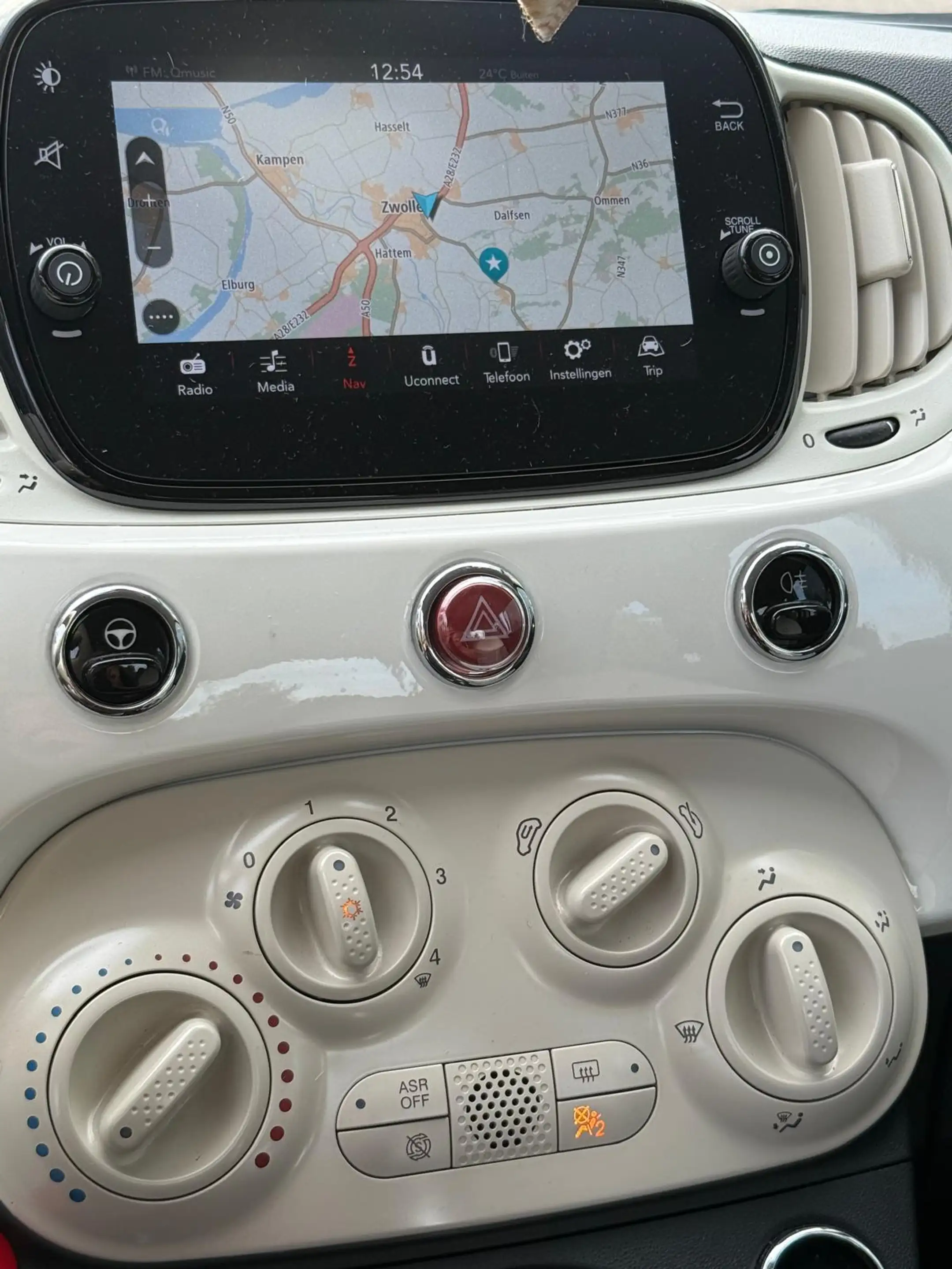 Fiat 500 1.2 Lounge — photo 9