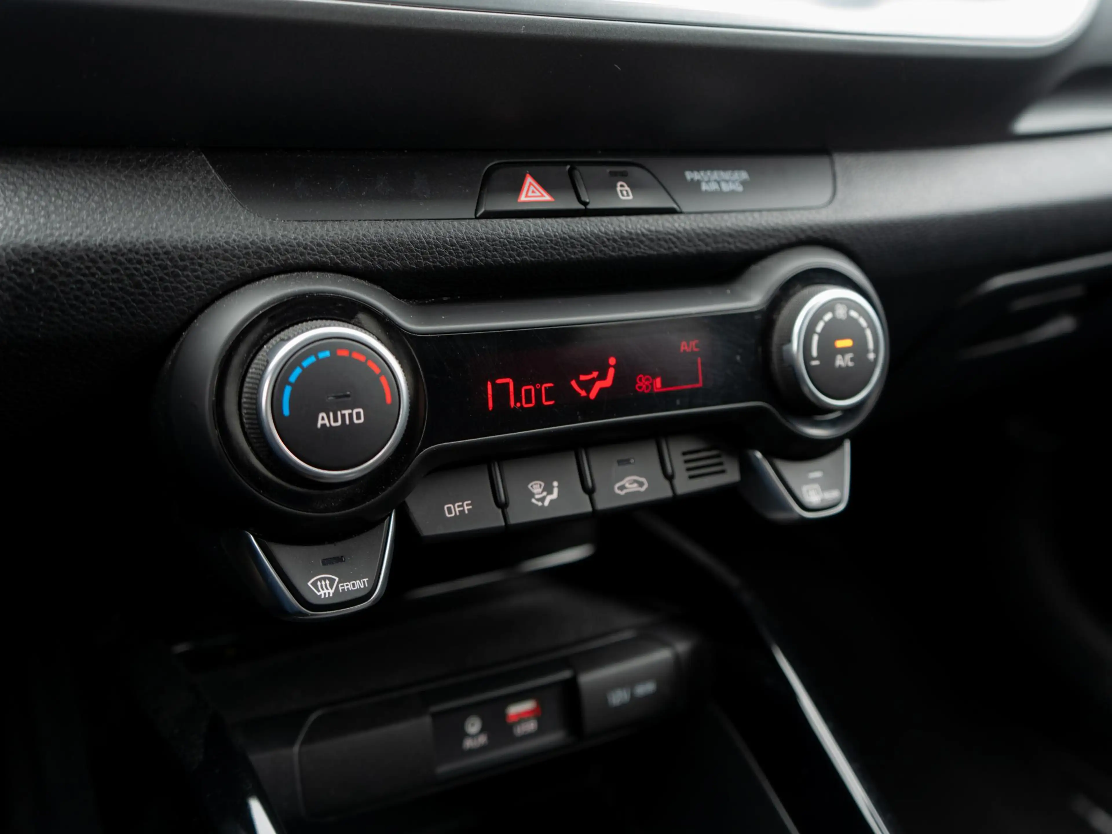 Kia Stonic 1.0 T-GDi DynamicLine | 120 PK| Climate control | — photo 12
