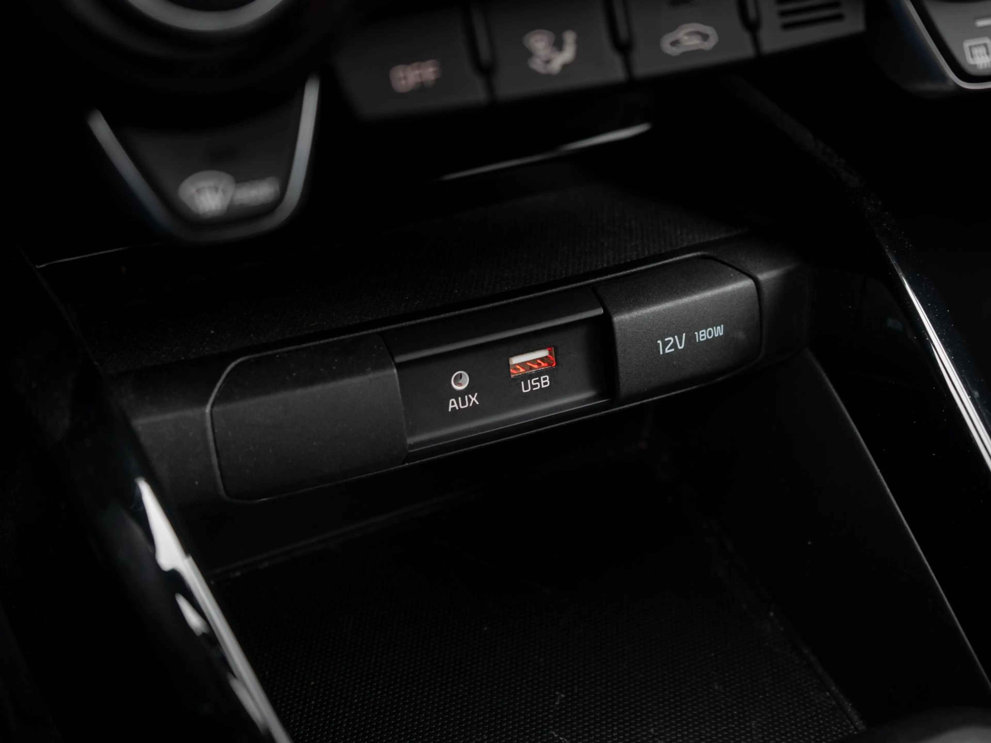Kia Stonic 1.0 T-GDi DynamicLine | 120 PK| Climate control | — photo 13