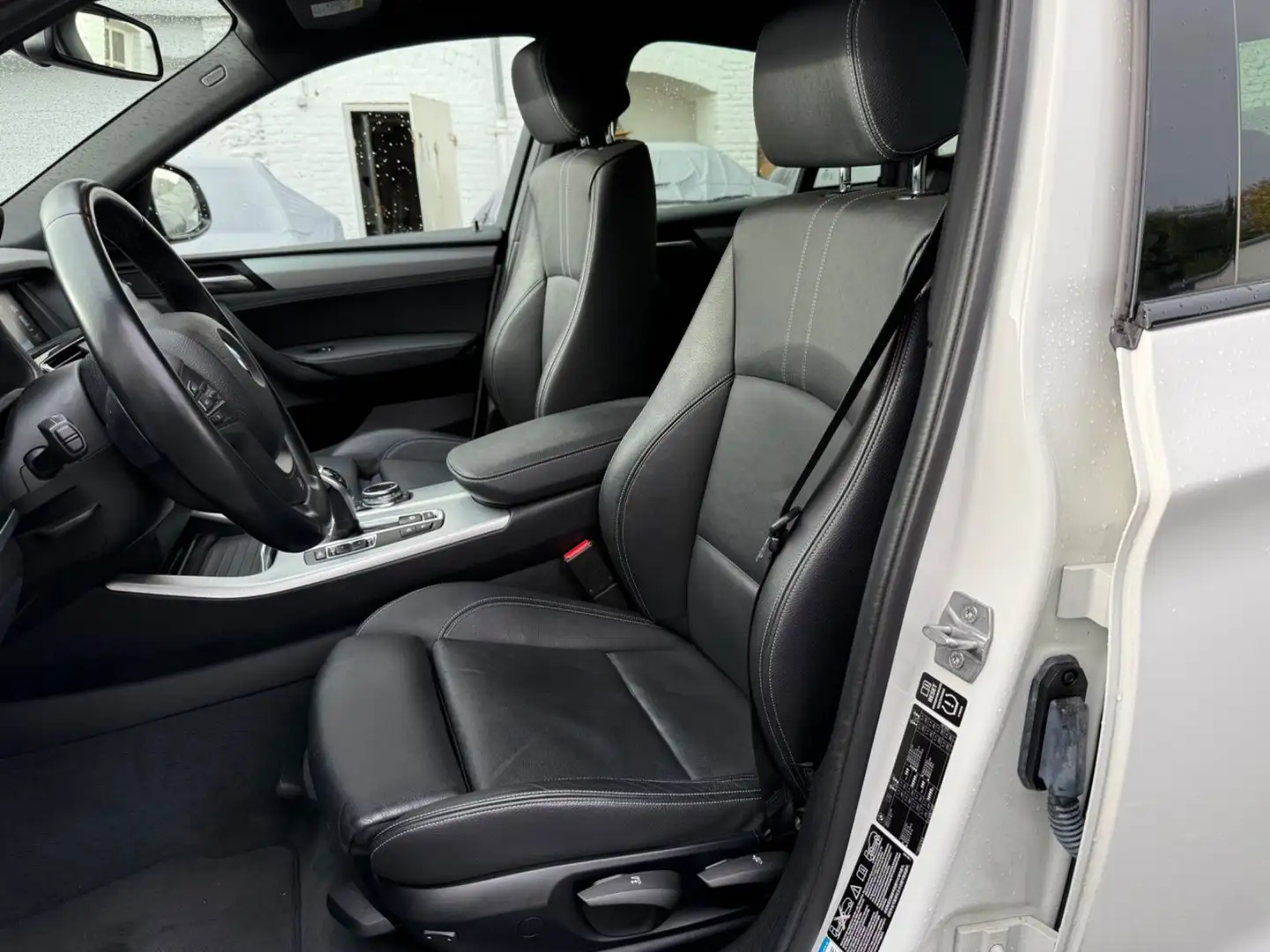 BMW X4 xDrive30d*M Sportpaket*HeadUp*KeyGo* Weiß - 2