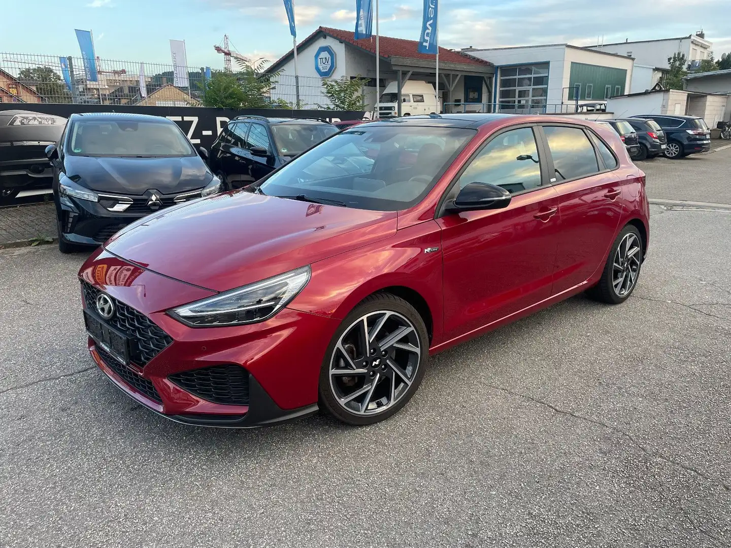 Hyundai i30 N Line /Schiebedach/Restgarantie Hyundai Rot - 1