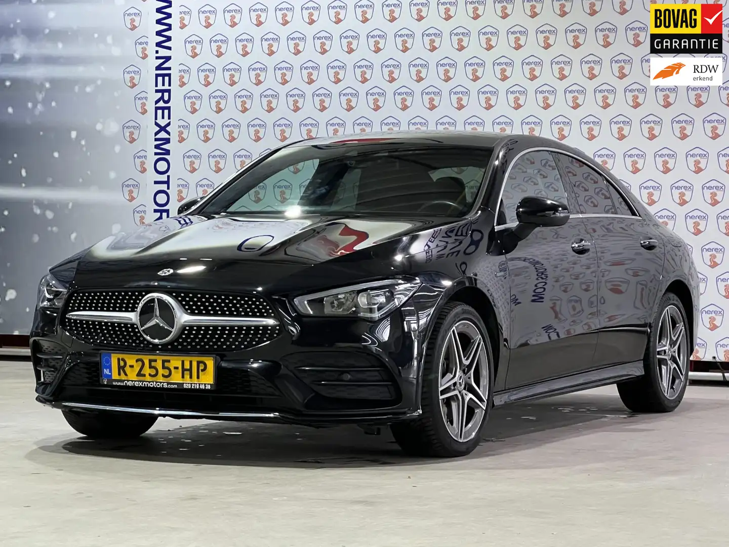 Mercedes-Benz CLA 250 e Business Solution AMG/PANO/CAM/DAB/LED/APPLE CAR Zwart - 1
