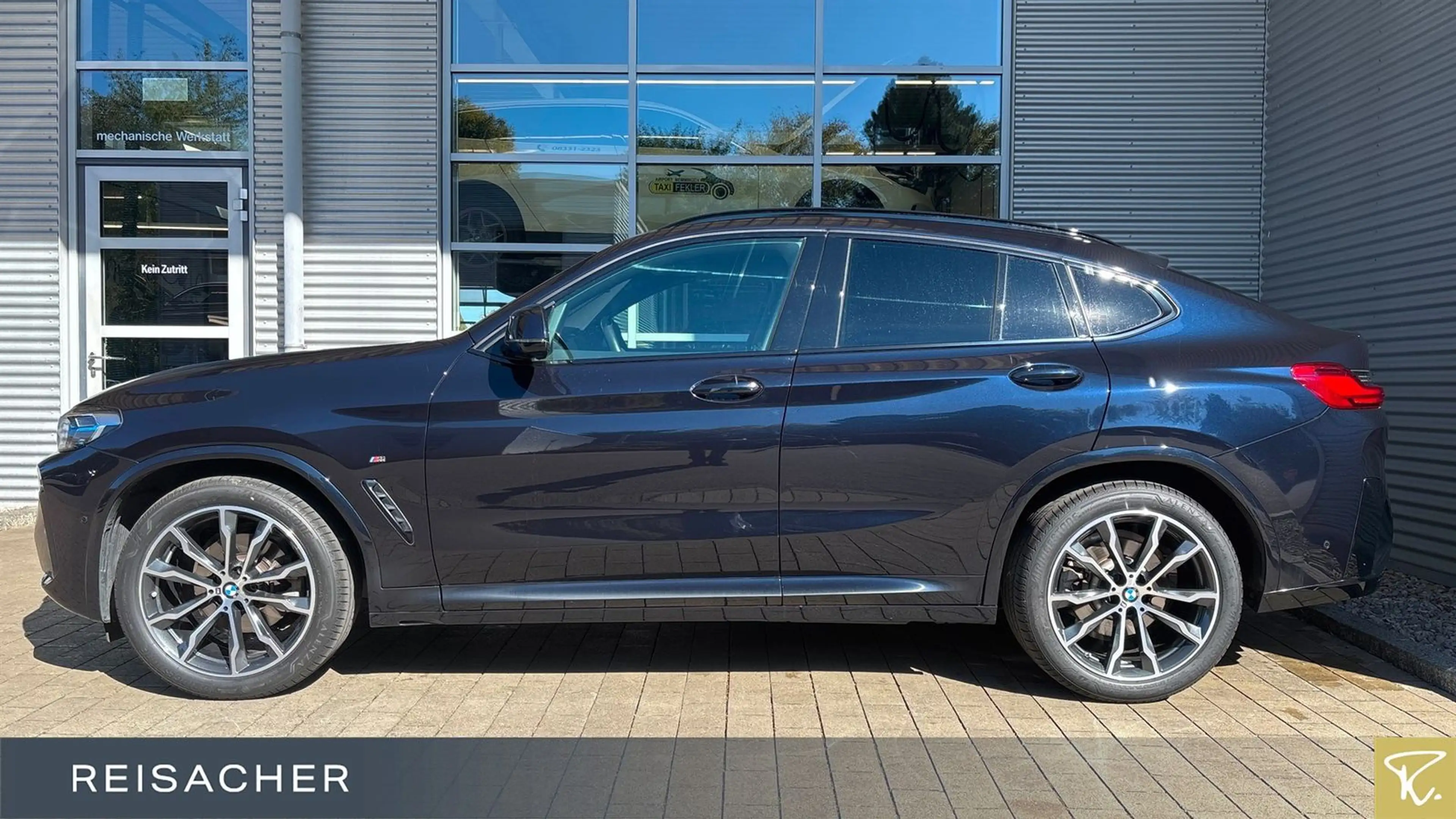 BMW X4 xDrive 20d A M-Sport,StdHzg,AHK,Leder,Autom — photo 9