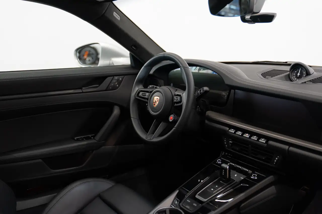 Porsche 911 снимка Porsche 911