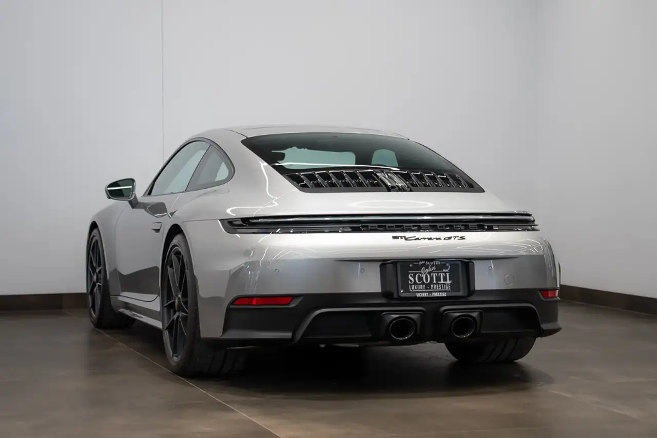 Porsche 911 снимка Porsche 911