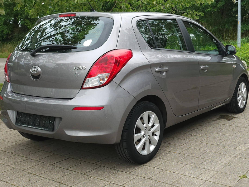 Hyundai i20 i20 1.4i Style — photo 6