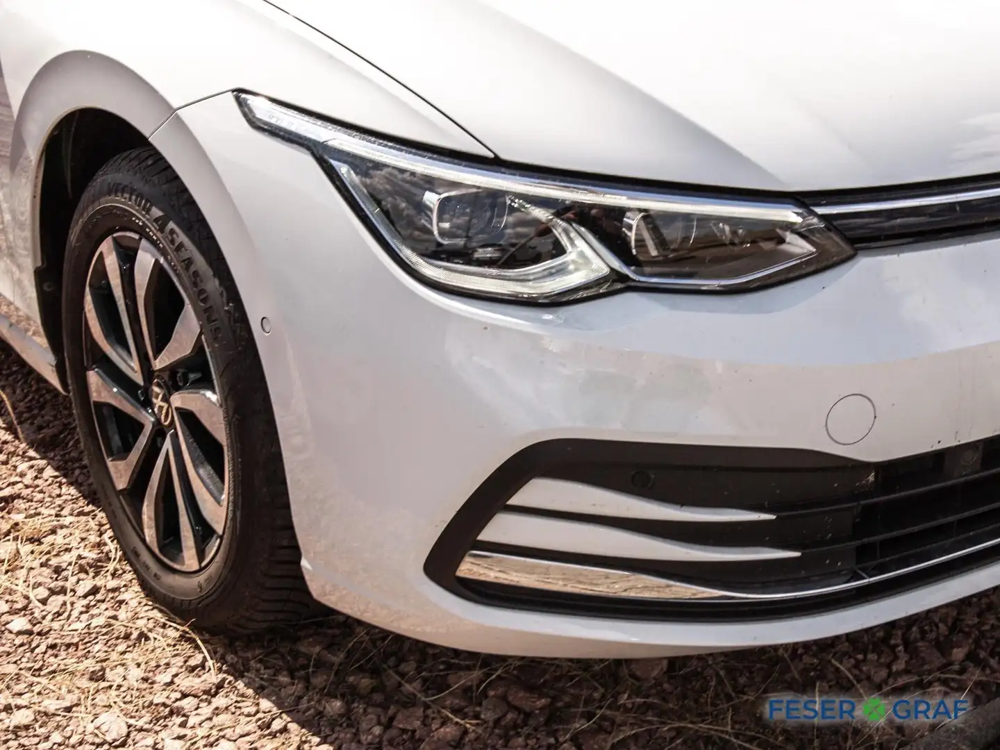 Volkswagen Golf VIII 2.0 TDI Active DSG AHK/HUD/ACC/Lenkhz/Pano/Ka Blanc - 2