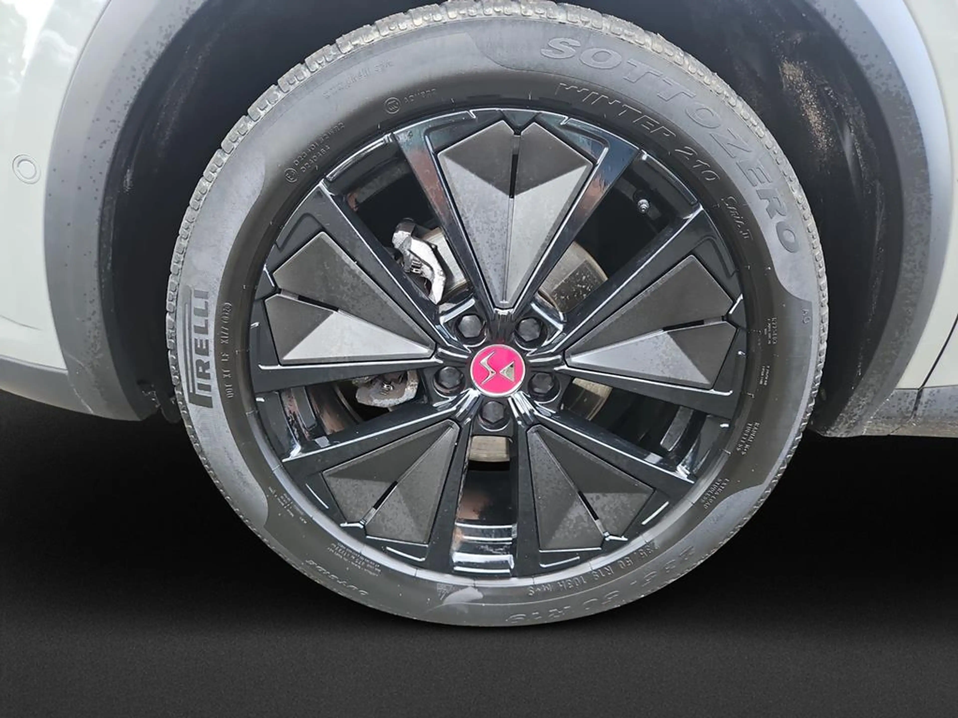 DS Automobiles DS 7 Crossback DS7 Performance Line + bHdi — photo 10