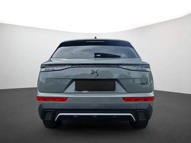 DS Automobiles DS 7 Crossback view 4