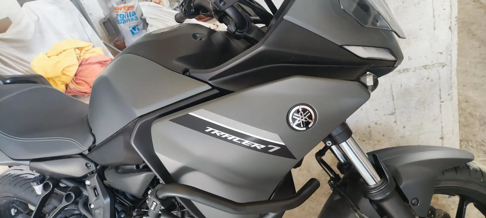 Yamaha Tracer 7 Gris - 2