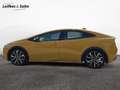 Toyota Prius Plug-in Hybrid Executive (XW6) Geel - thumbnail 2