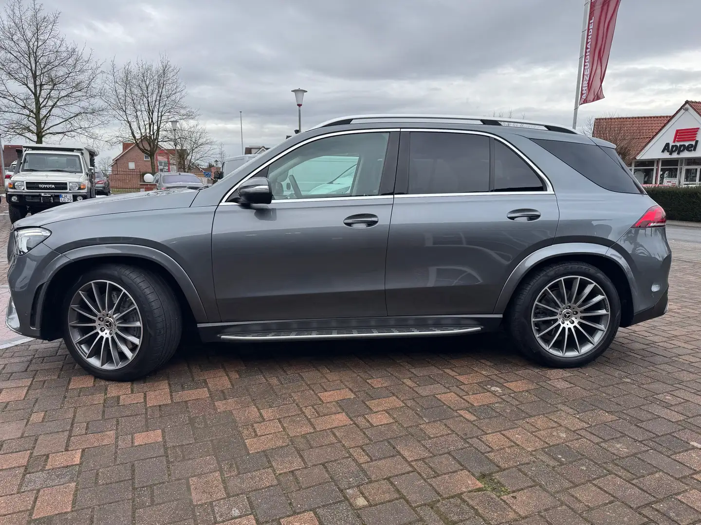 Mercedes-Benz GLE 580 GLE 580 AMG Line+63 AMG 1.Hd. 360° Standh.Trittb. Grau - 2