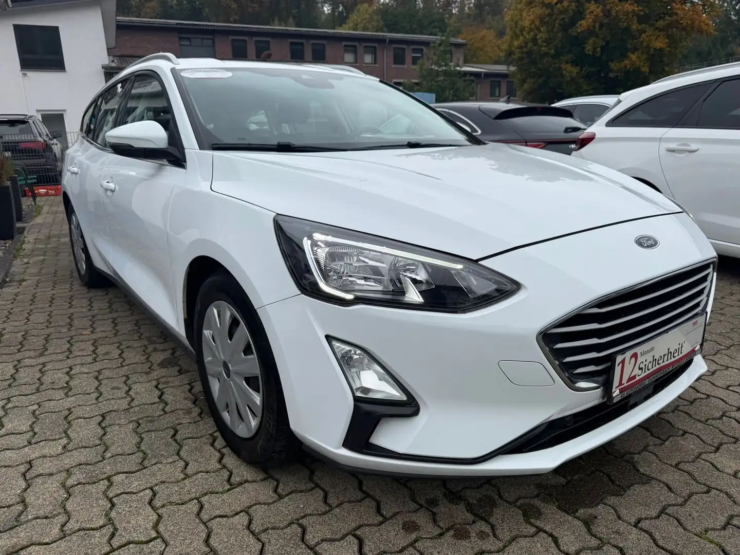 Ford Focus 1.5 TDCI St&St+NAVI+6 GANG+KLIMA+PDC+SHZ+TEMPO Weiß - 2