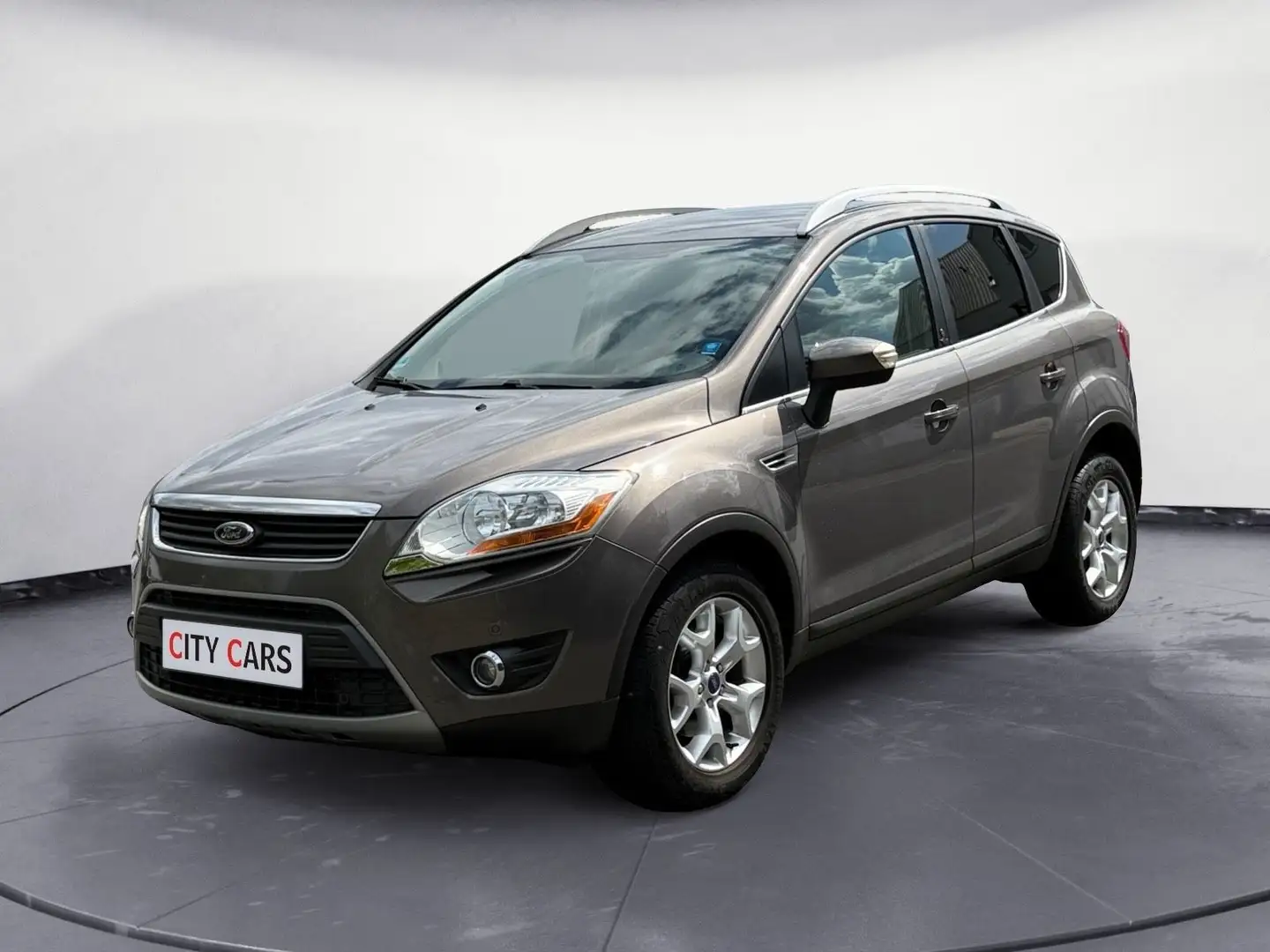 Ford Kuga 2.0 TDCI 4x4 Champions Edition Braun - 1