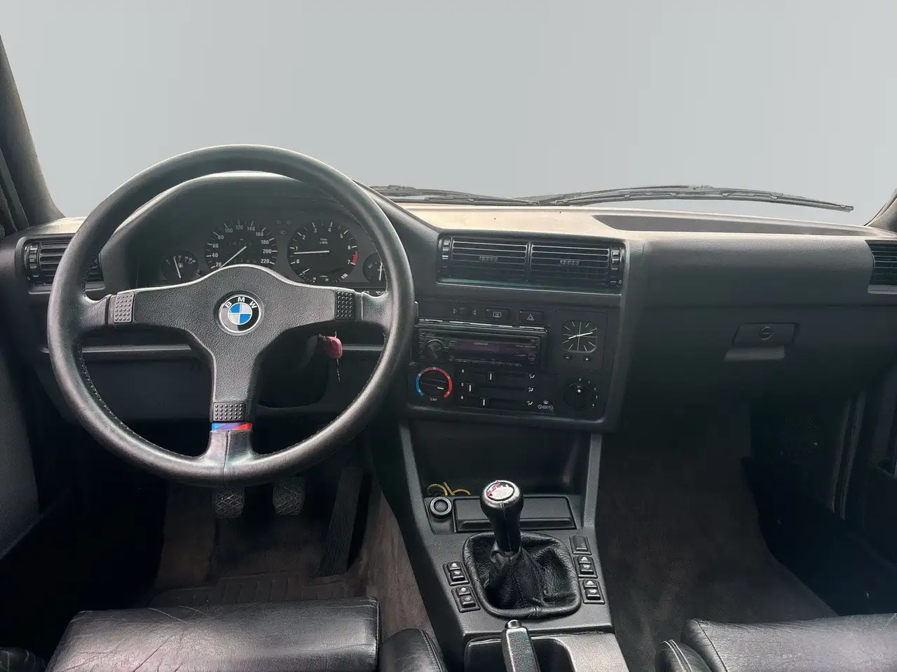 BMW 320 i E30 Cabrio *GEPFLEGT*LEDER*SCHALTER*H-KENNZ, foto 7