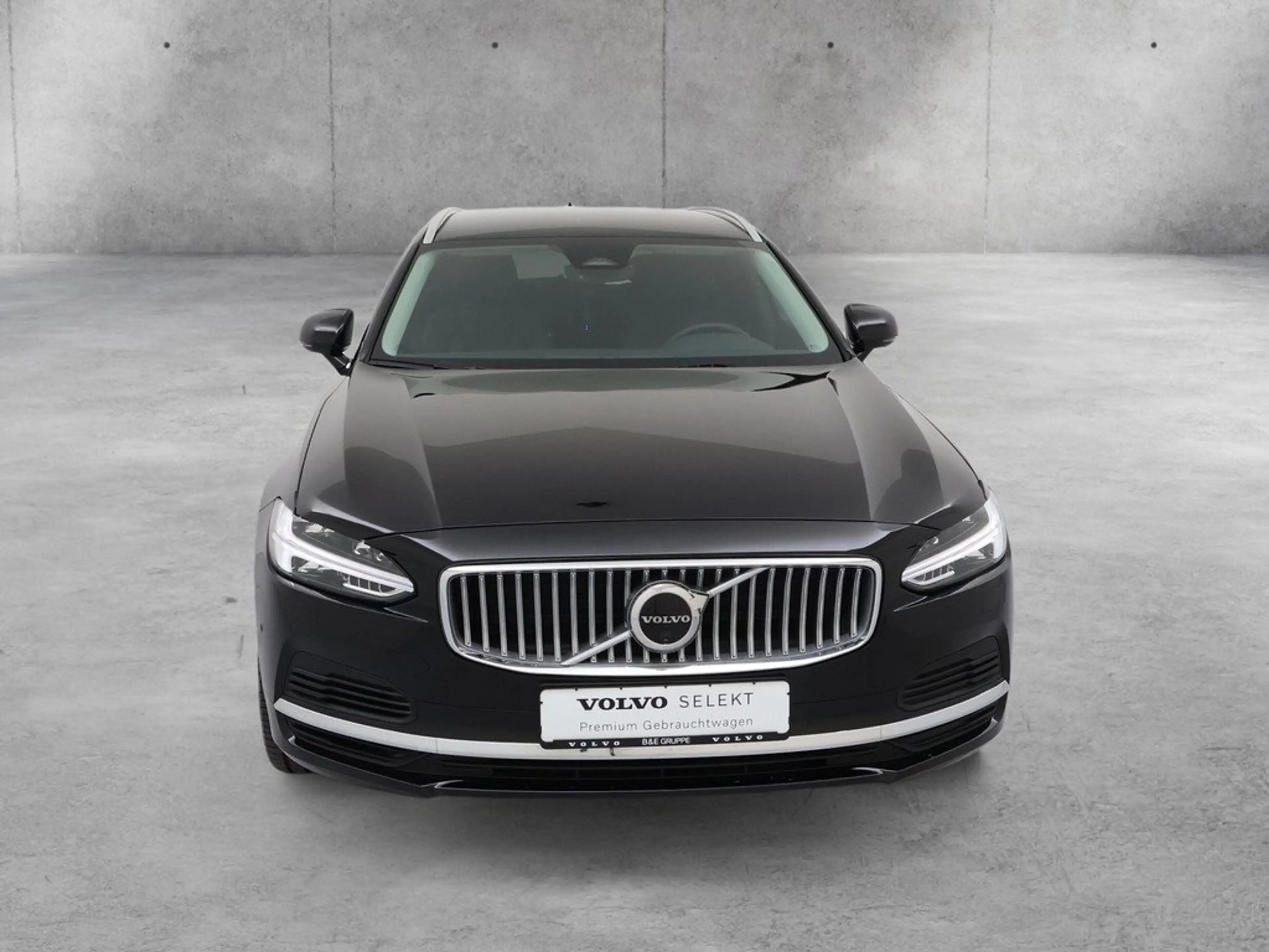 Volvo V90 T6 Plus Bright Plug-In Hybrid AWD — photo 2