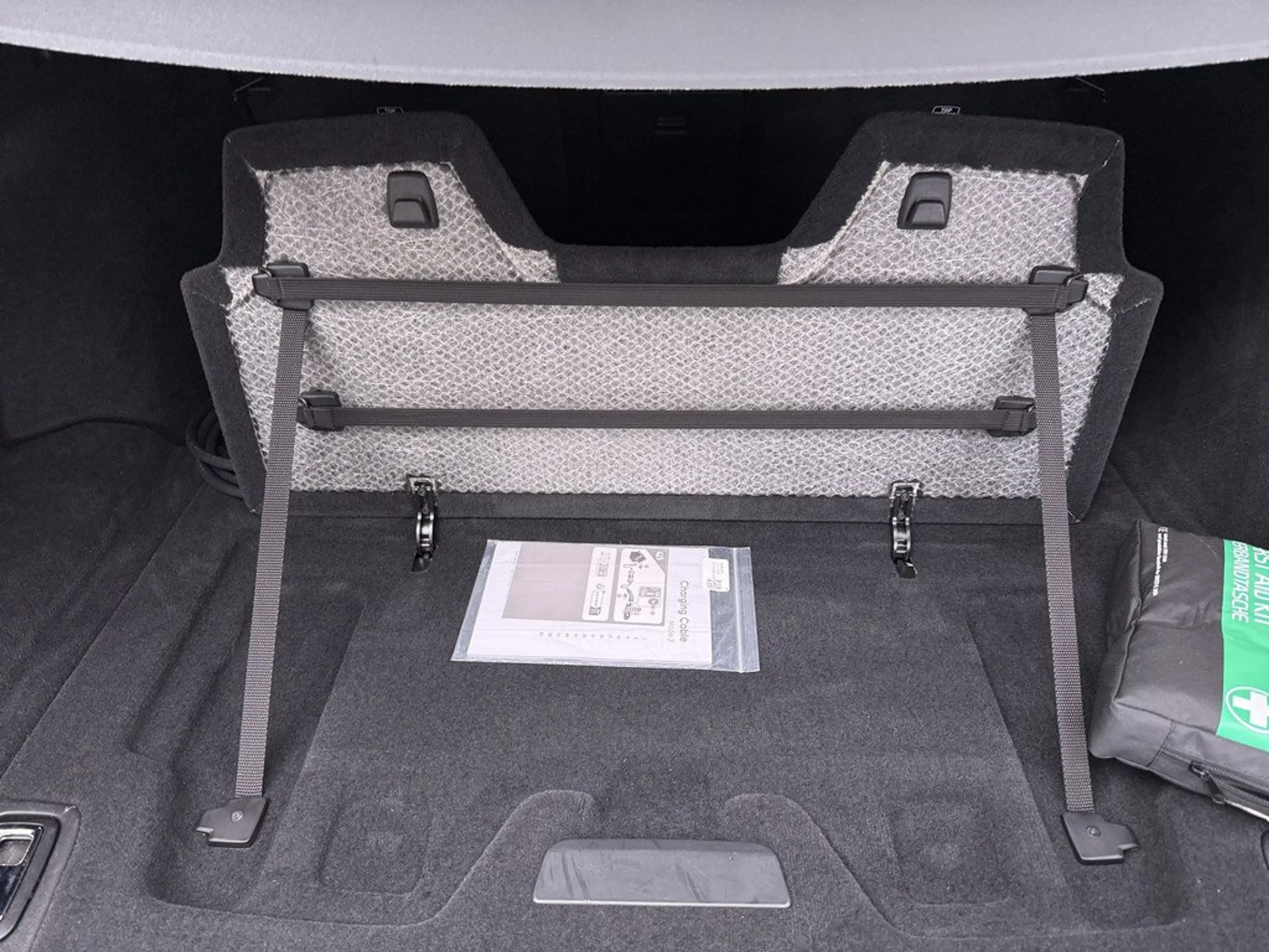 Volvo V90 T6 Plus Bright Plug-In Hybrid AWD — photo 20