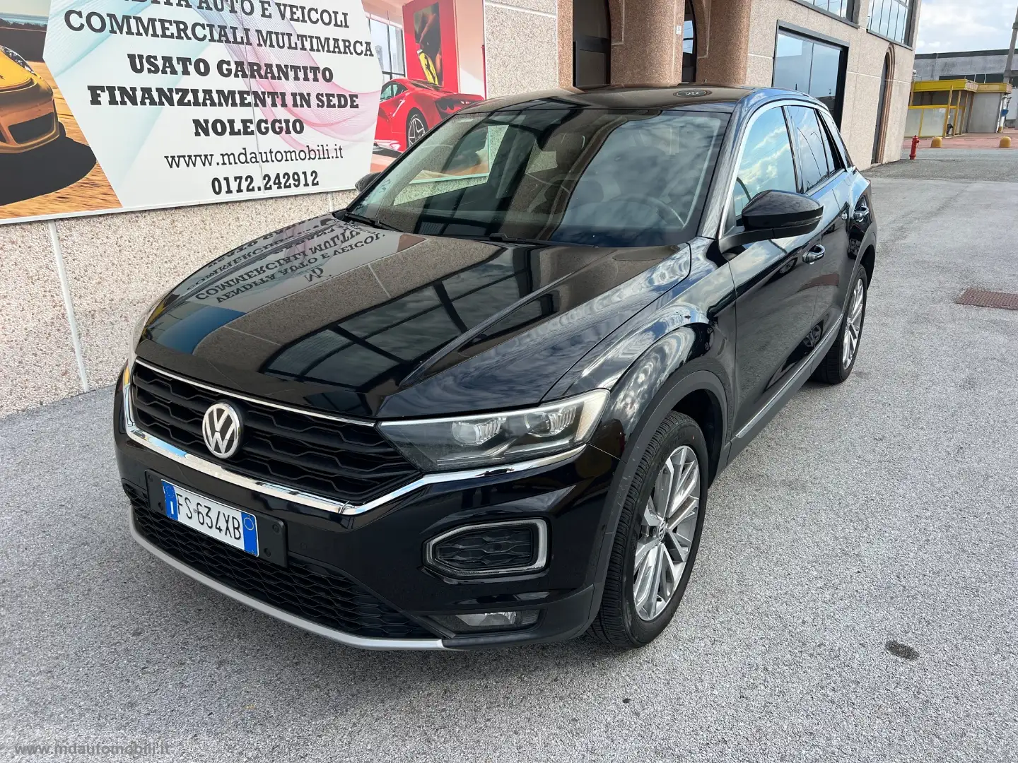 Volkswagen T-Roc 1.6 TDI SCR Advanced BlueMot.Tech. VIRTUAL LED 18 Zwart - 1