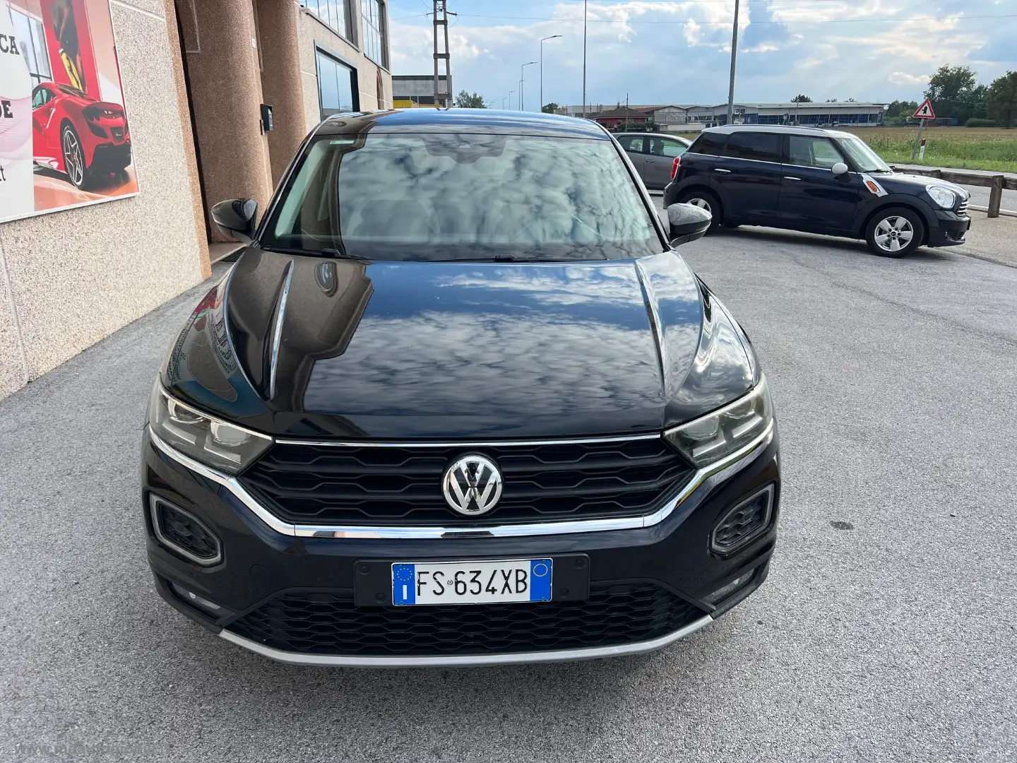 Volkswagen T-Roc 1.6 TDI SCR Advanced BlueMot.Tech. VIRTUAL LED 18 Zwart - 2