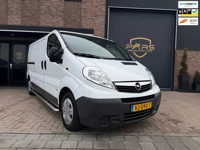 Opel Vivaro 2.0 CDTI L2H1 Lang 3 persoons Airco Cruise Navi El