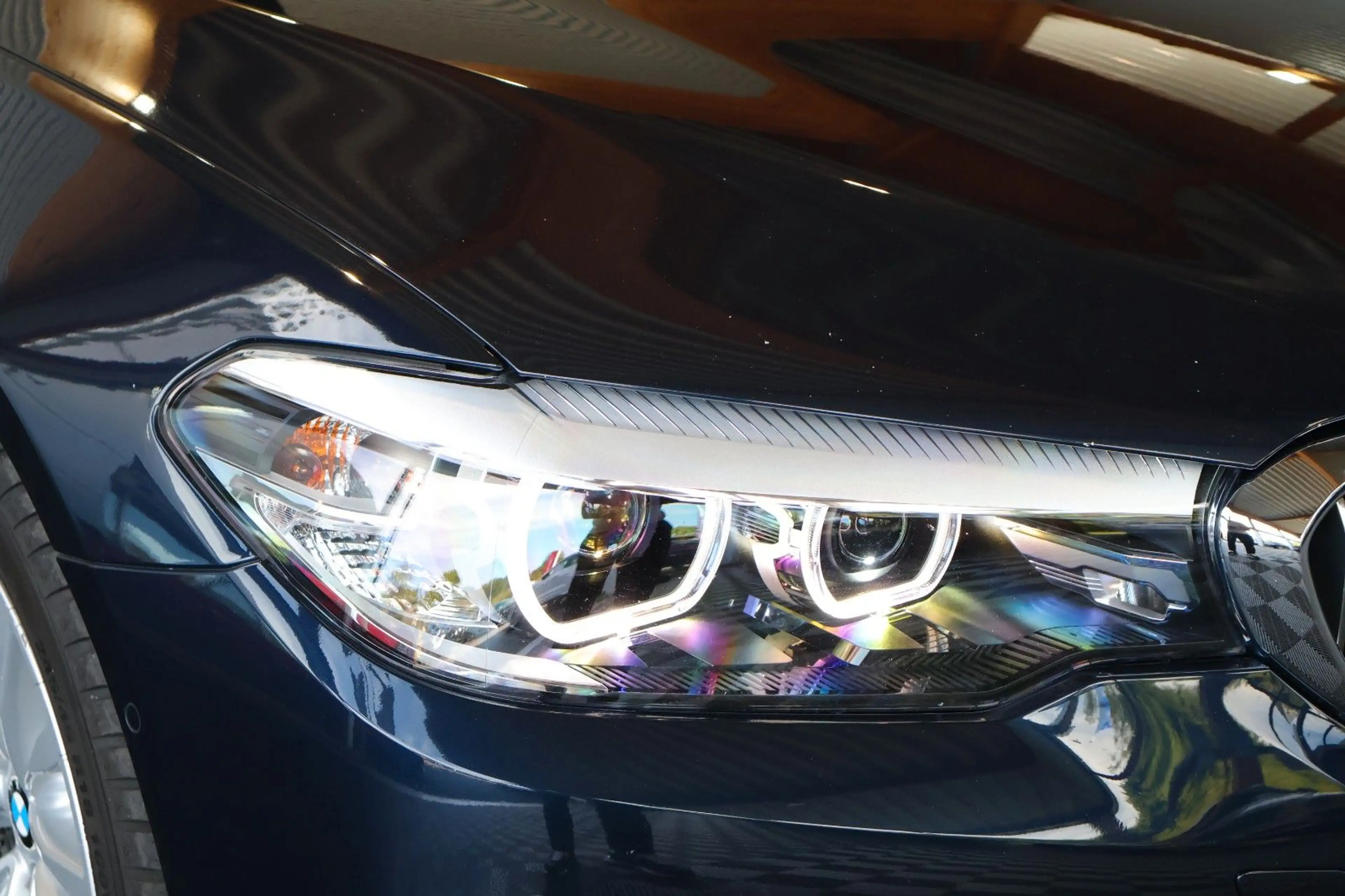 BMW 525 d G30 LED/SHZ/PDC/CARPLAY/SCHIEBEDACH — photo 6