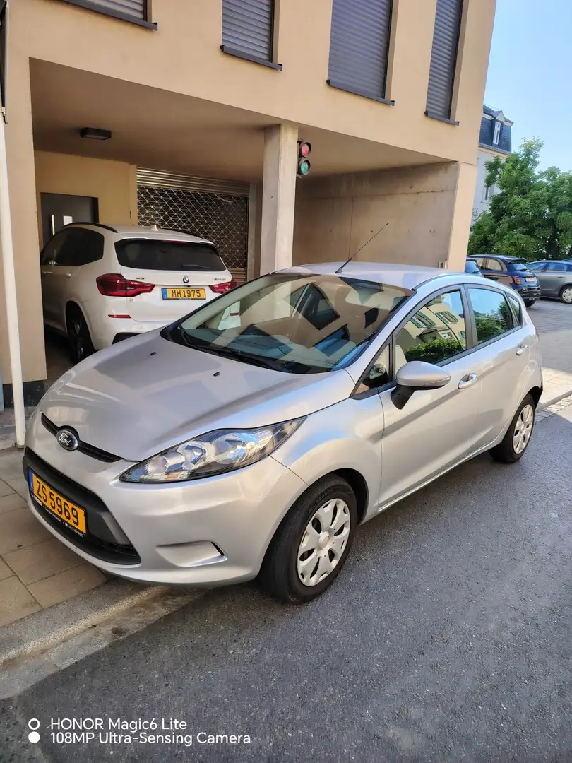 Ford Fiesta 1.4 TDCi Ambiente - 1