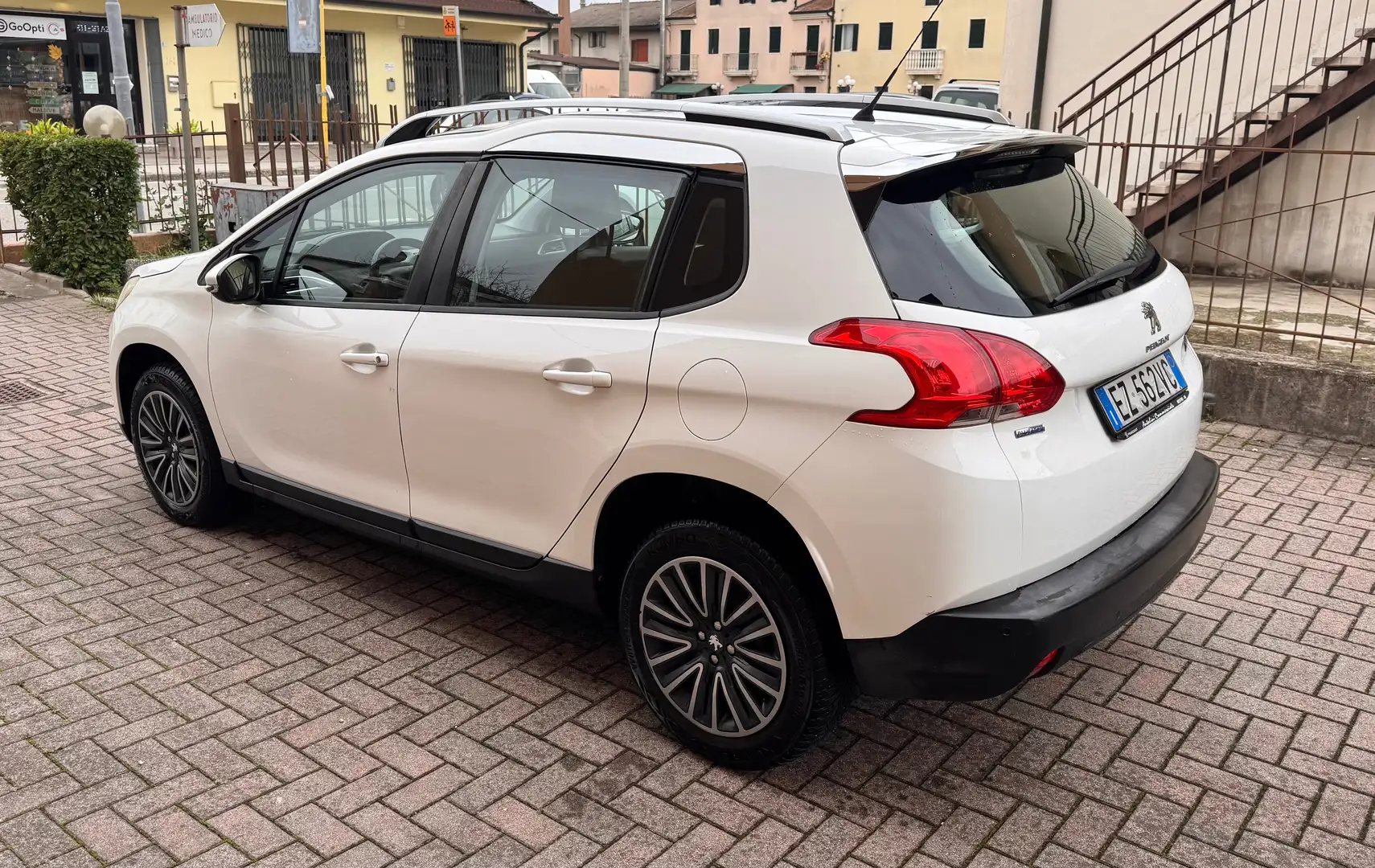 Peugeot 2008 2008 1.6 bluehdi Access 75cv Weiß - 2